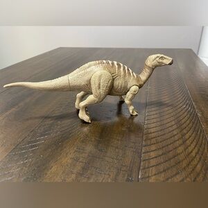 Jurassic World Electronic Growler Parasaurolophus Dinosaur Figure Hasbro 2015